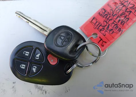 2014 Toyota Sienna Le V6 8 Passenger from USA, damaged, VIN 5TDKK3DC1ES447160